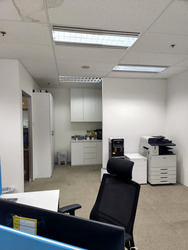 Samsung Hub (D1), Office #541082111